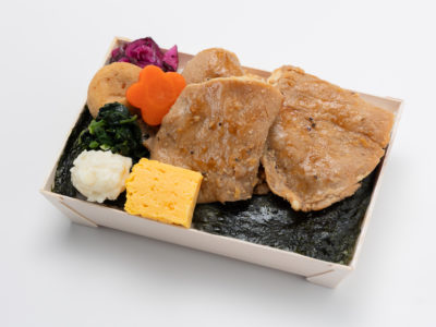 厚切り豚ロースのしっとり柔らか生姜焼き重